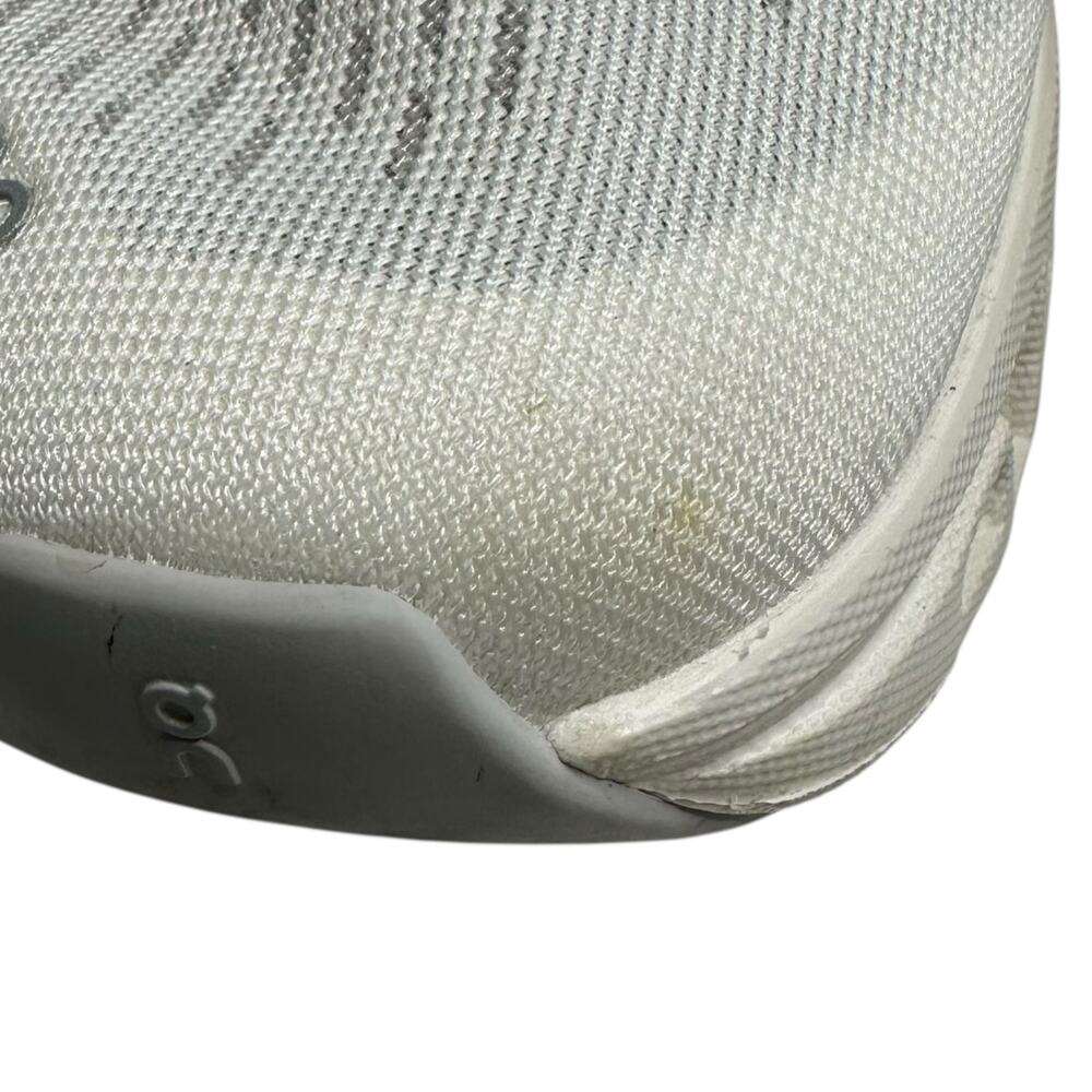 On Cloud On Running Cloudmonster Max Cushion Wome… - image 6